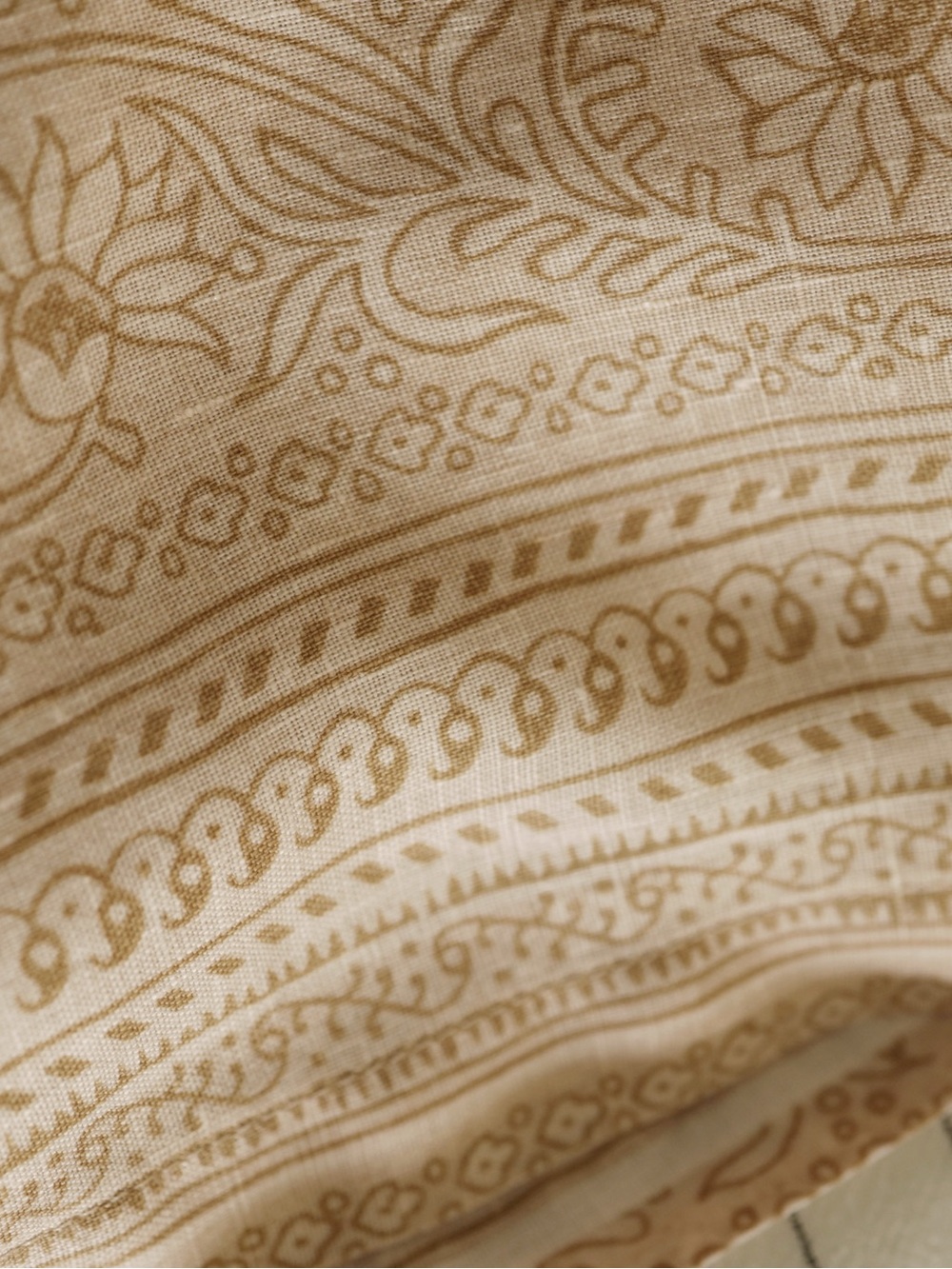 100% Linen Beige Floral Dress - Picture 7 of 7